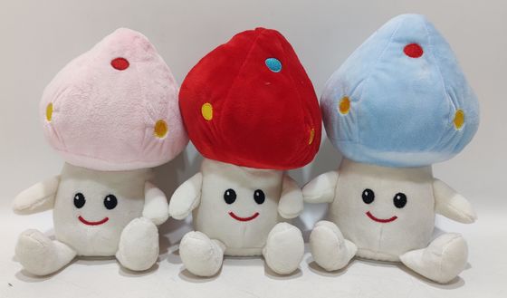 Tiga rekaman warna bergerak jamur kiri dan kanan listrik mainan mewah boneka kenyamanan lunak
